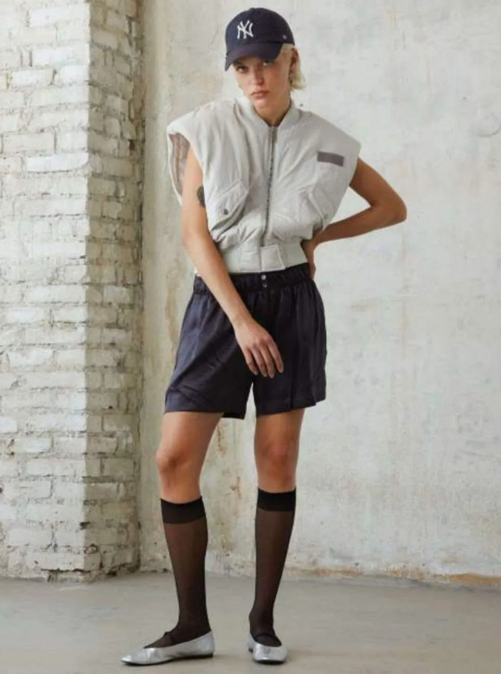 Bomber Crop Vest / Nimbus Cloud