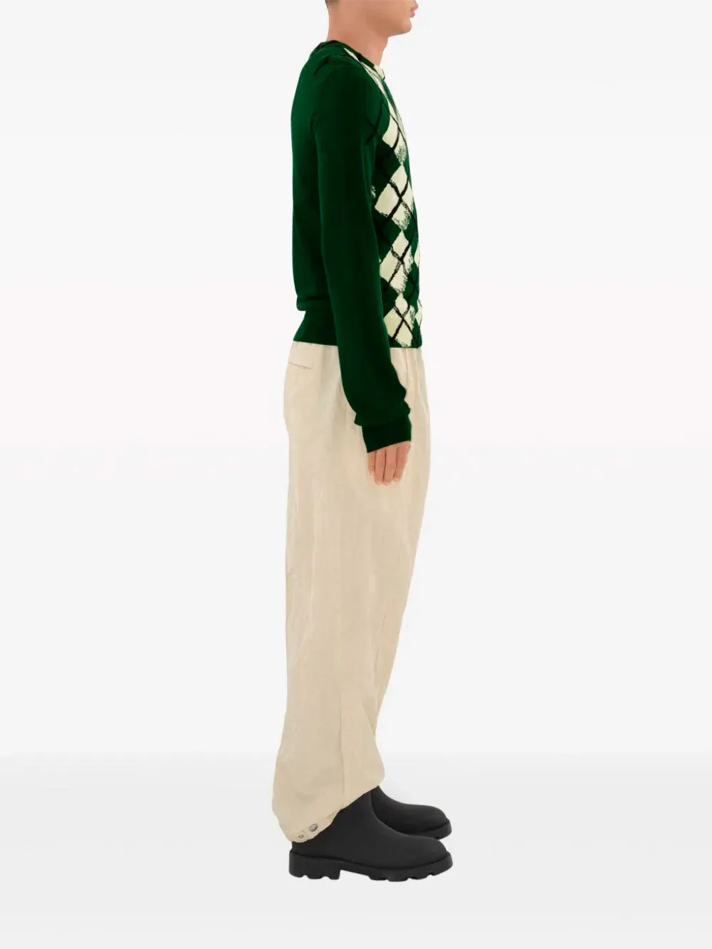 Crinkled jogging pants