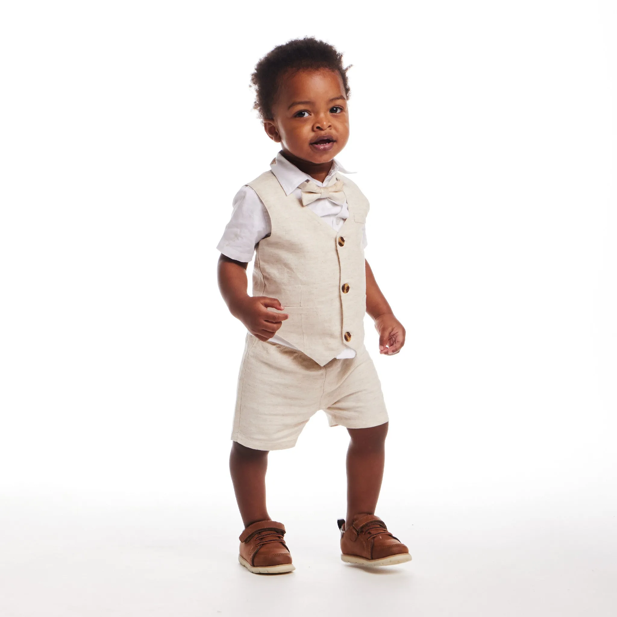 Infant (0-24M) Short Sleeve Buttondown Bowtie Vest Set | Beige