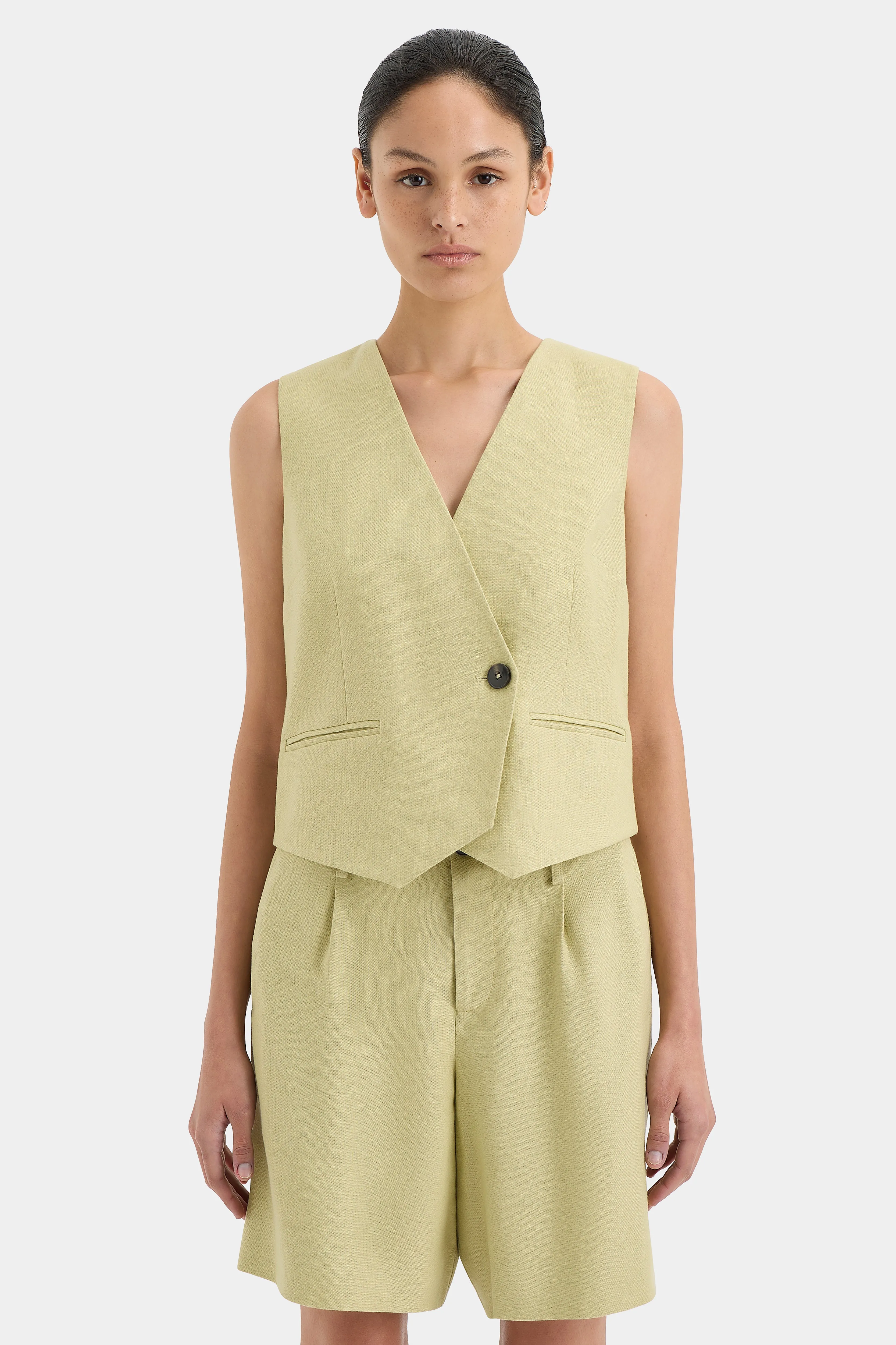 Montecito Tailored Short
